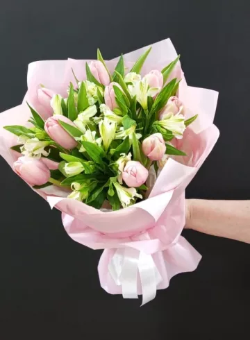 Букет &laquo;Грация&raquo; от интернет-магазина цветов в 