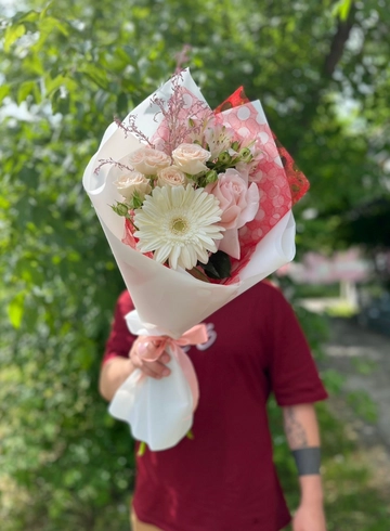 Букет «Глянец» от интернет-магазина цветов в 