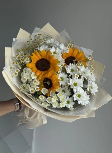 Букет «Лира» от интернет-магазина цветов в 