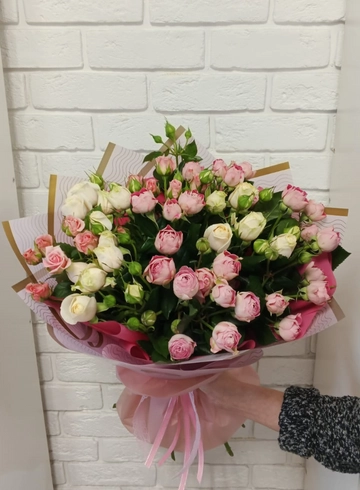 Букет из роз «Натали» от интернет-магазина цветов в 