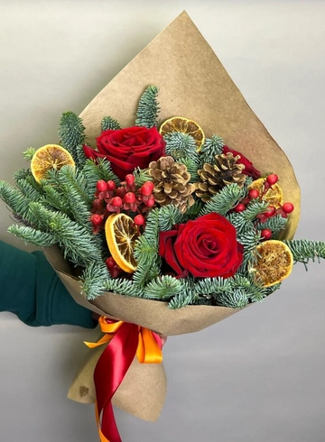 Новогодний букет &laquo;Янтарная россыпь&raquo; от интернет-магазина цветов в 