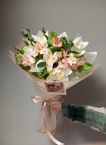 Букет «Дриада» от интернет-магазина цветов в 