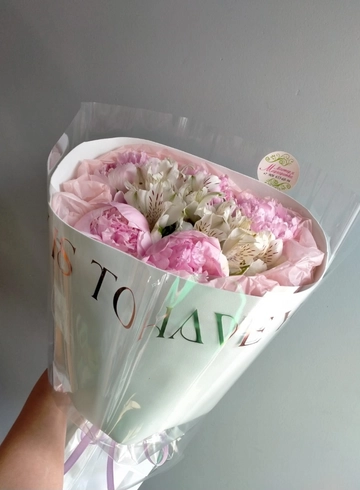 Букет с пионами &laquo;Аманда&raquo; от интернет-магазина цветов в 